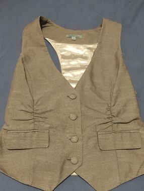 Charlotte Russe Neutral Taupe and Cream Sleeveless Vest